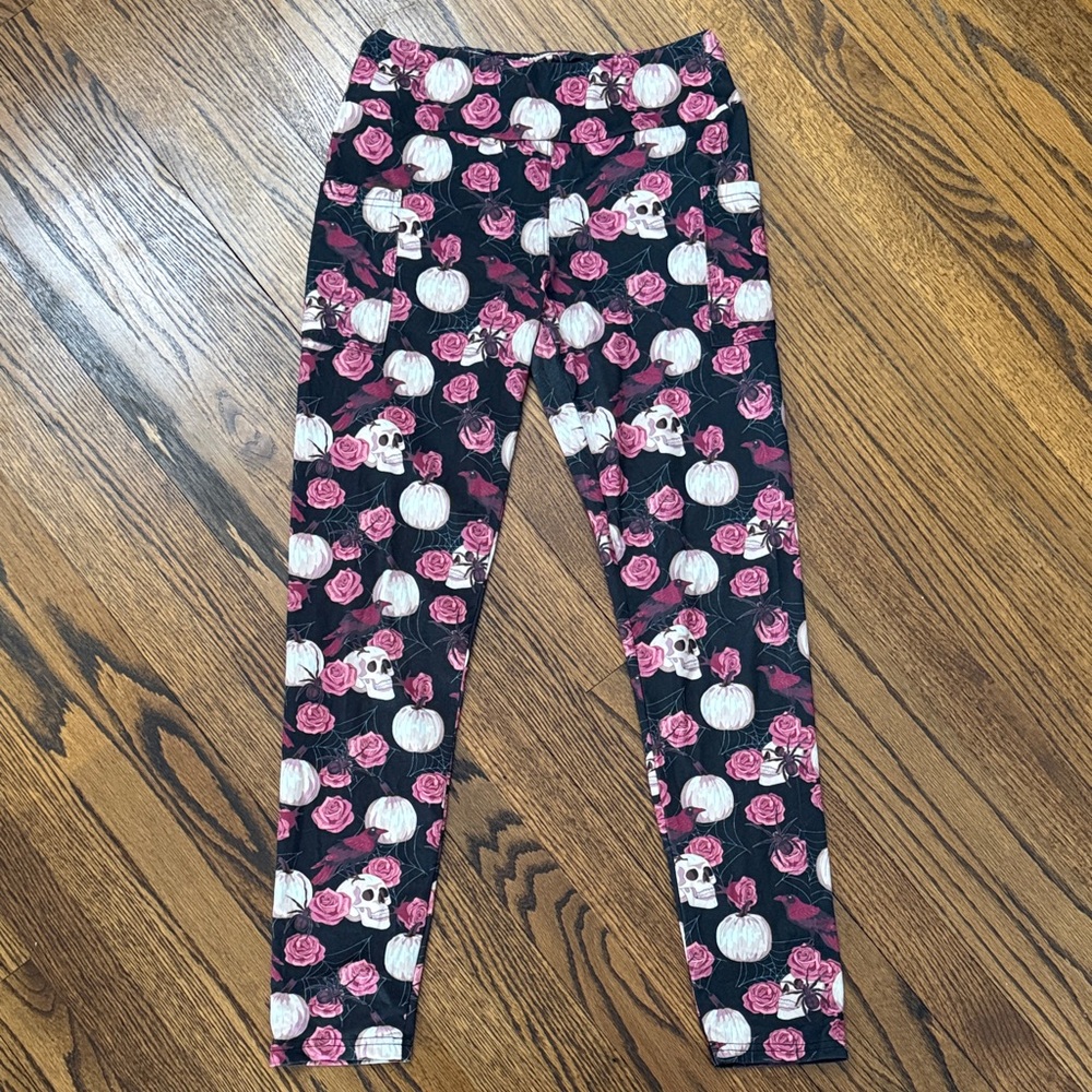 B26 Luxe Leggings by Julia Rose Skull and Rose Print Women's Leggings